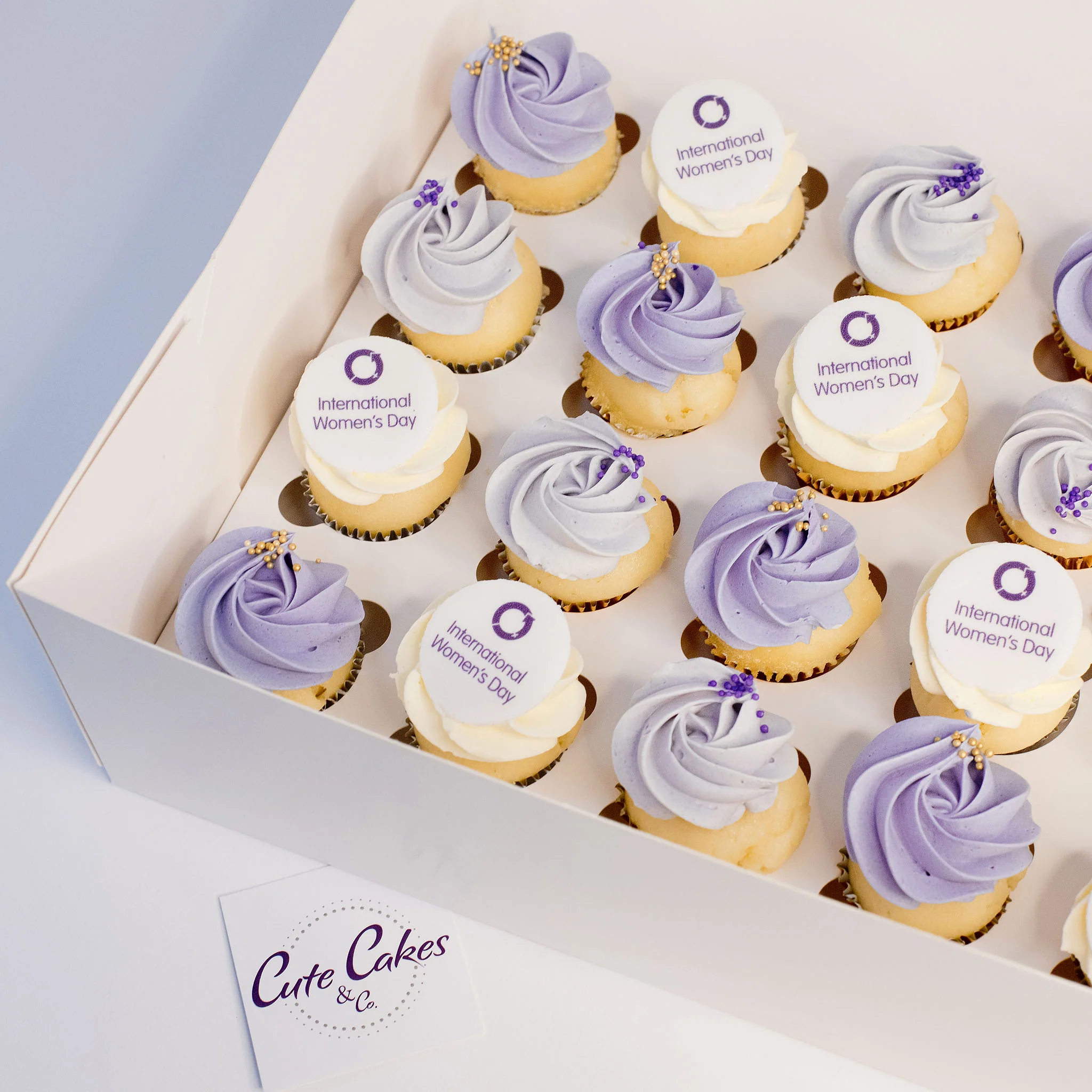 International Women's Day Mini cupcakes - Image 4