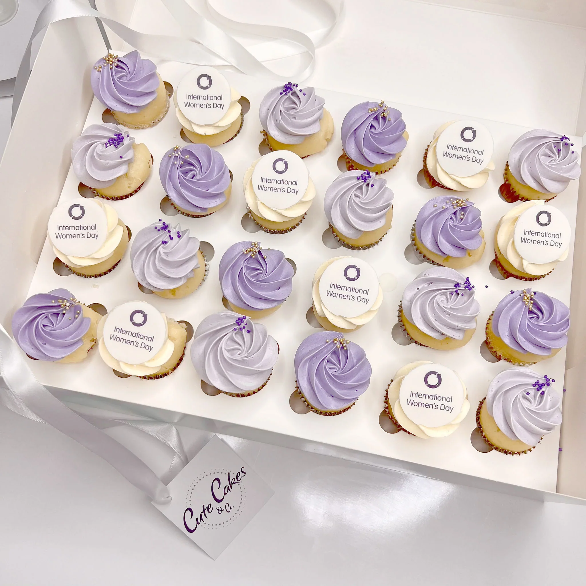 International Women's Day Mini cupcakes - Image 5