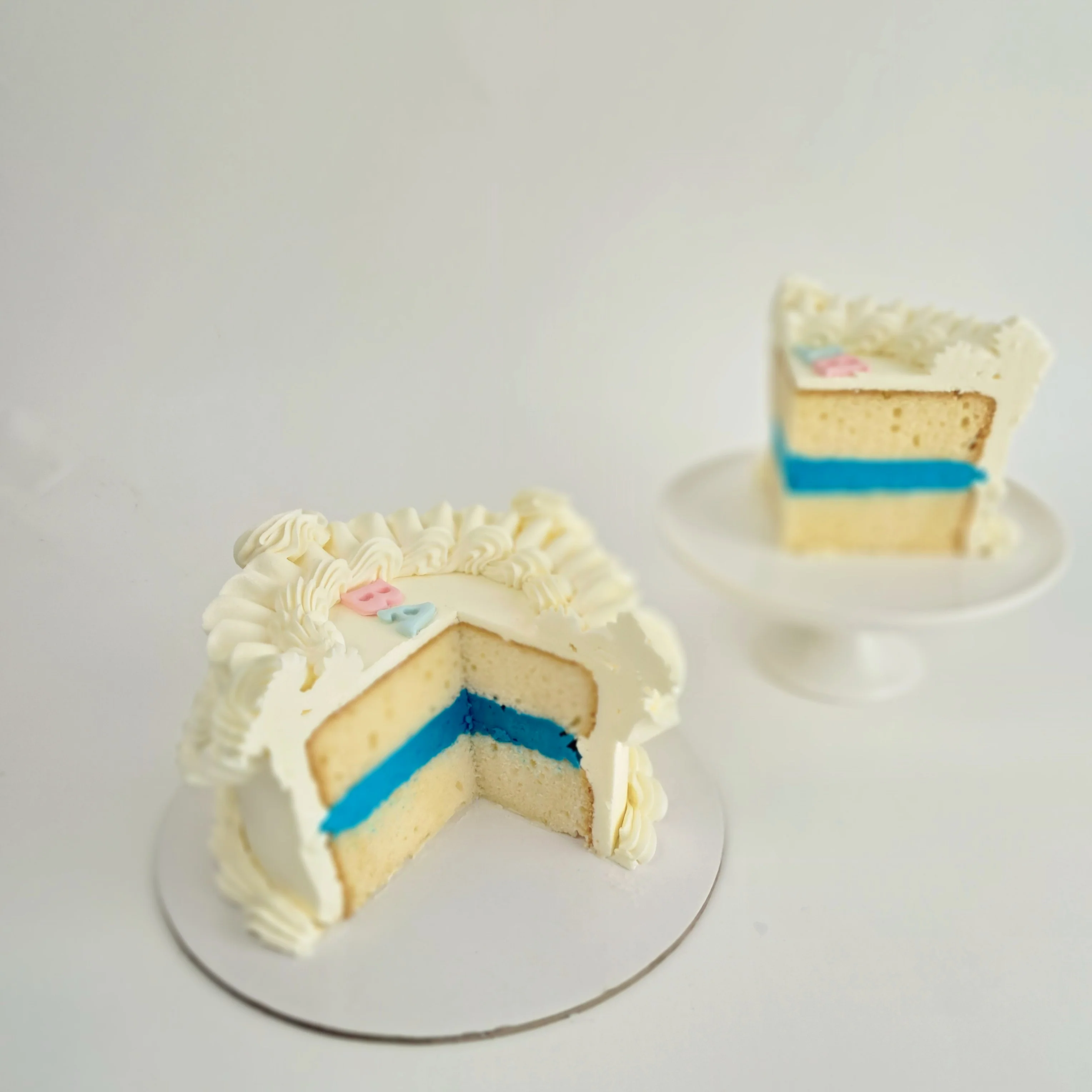 Mini Gender Reveal - Vintage ( Light Vanilla Butter Cake ) - Image 3