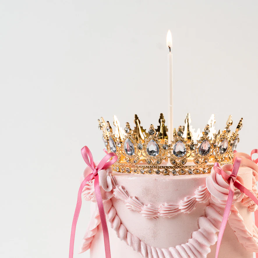 Vintage Crown Cake - Image 3