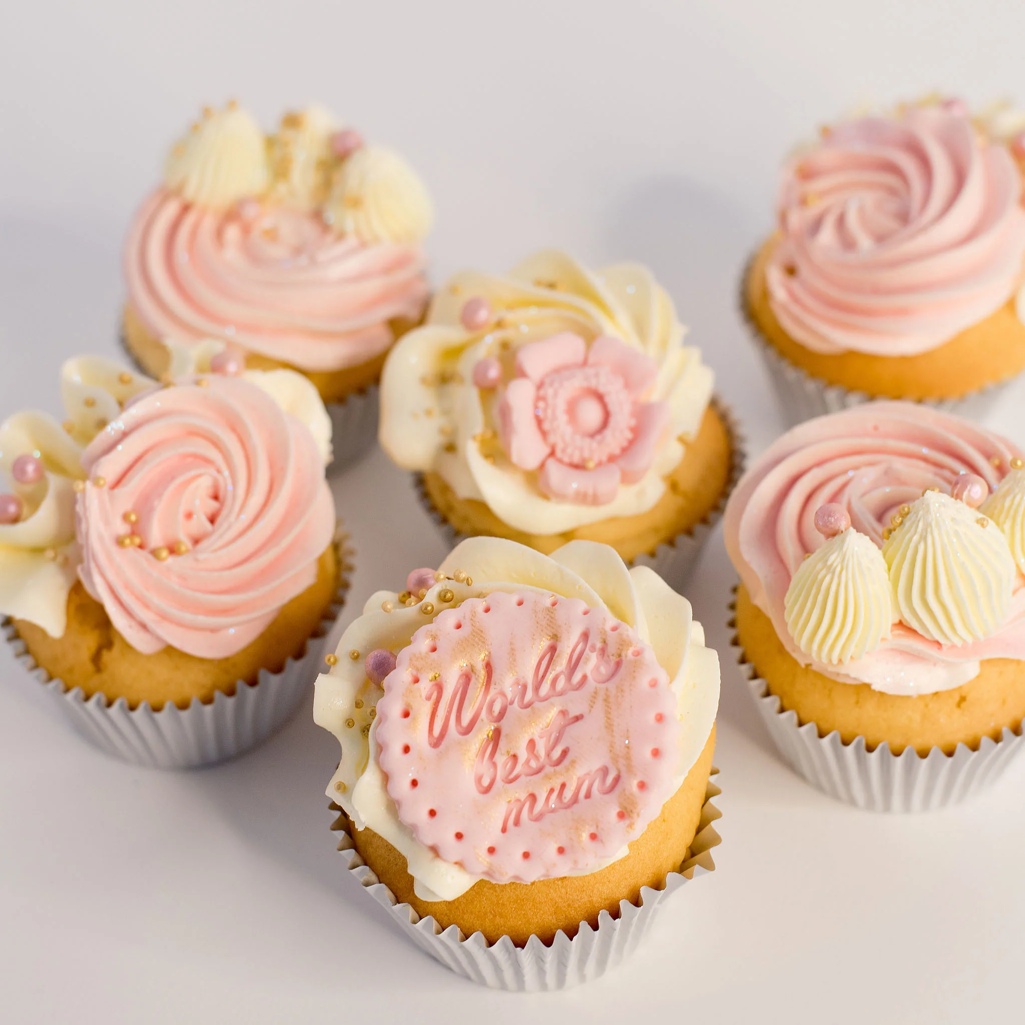World's Best Mum Cupcakes - Image 4